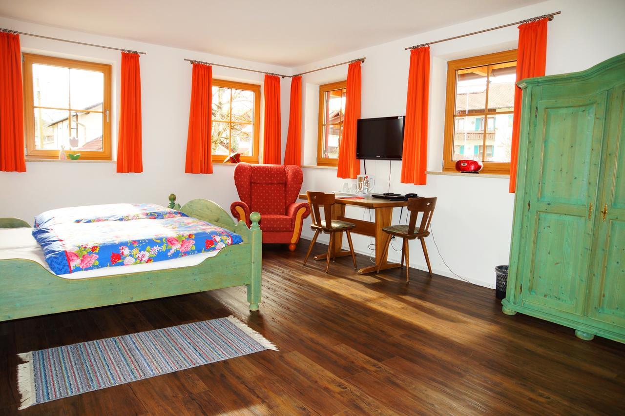 Seehotel Und Appartements Schnoeller Rieden Ngoại thất bức ảnh