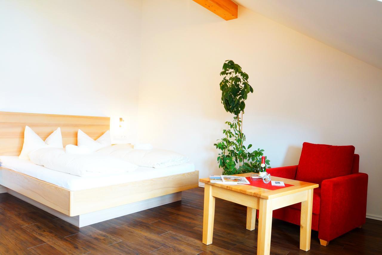 Seehotel Und Appartements Schnoeller Rieden Ngoại thất bức ảnh